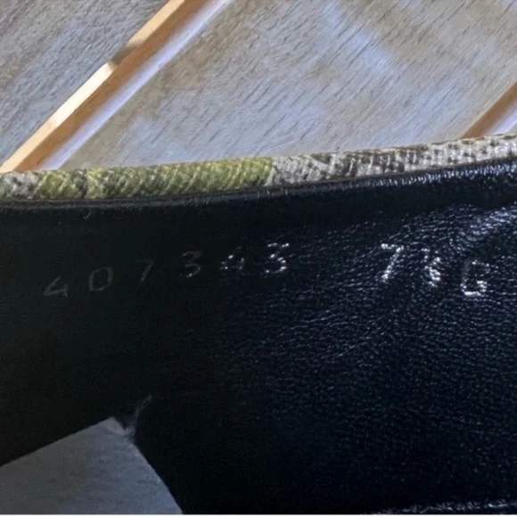 Gucci GG Supreme Canvas Sneakers - Picture 7 of 7